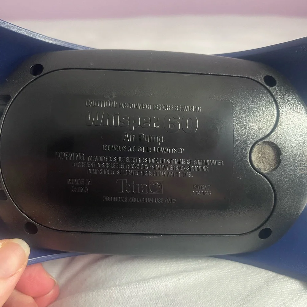 Tetra Whisper 60 Air Pump 120 VOLTS A,C, 60 H4,0 WATS ZP.